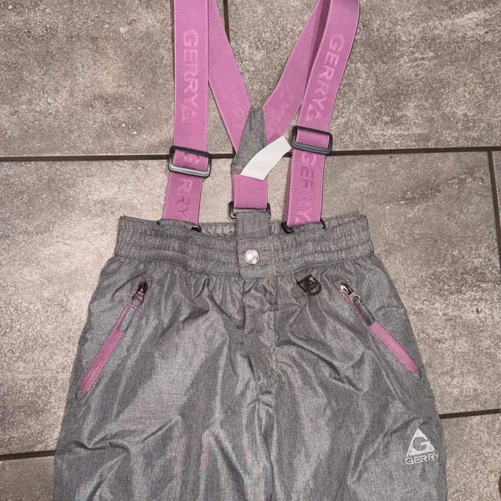 Gerry Snow Pants Kids Small 7/8 Grey Purple Excellent Insulated Suspenders